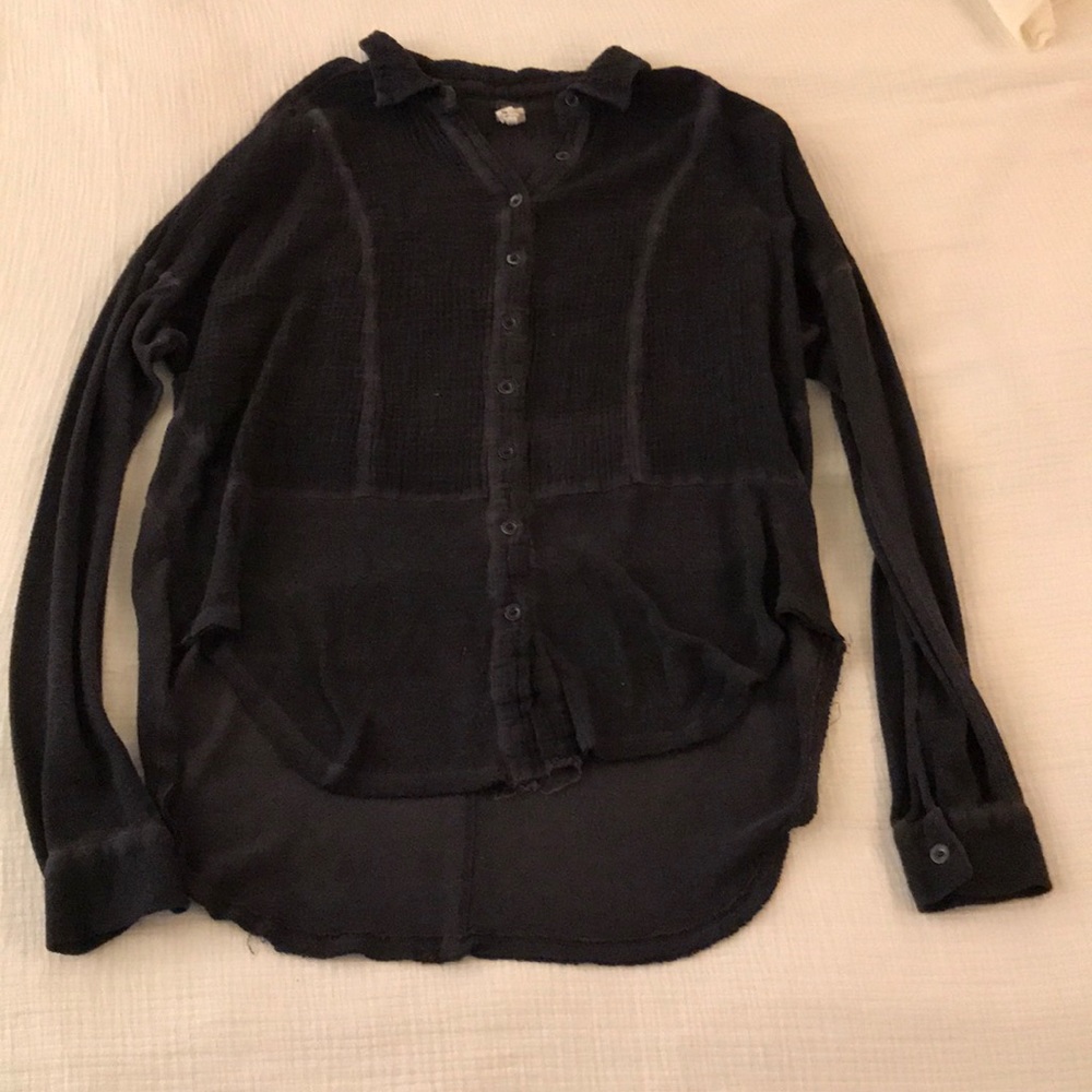 Loose Black Buttondown